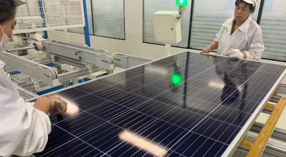 人工进行除尘 人工进行除尘