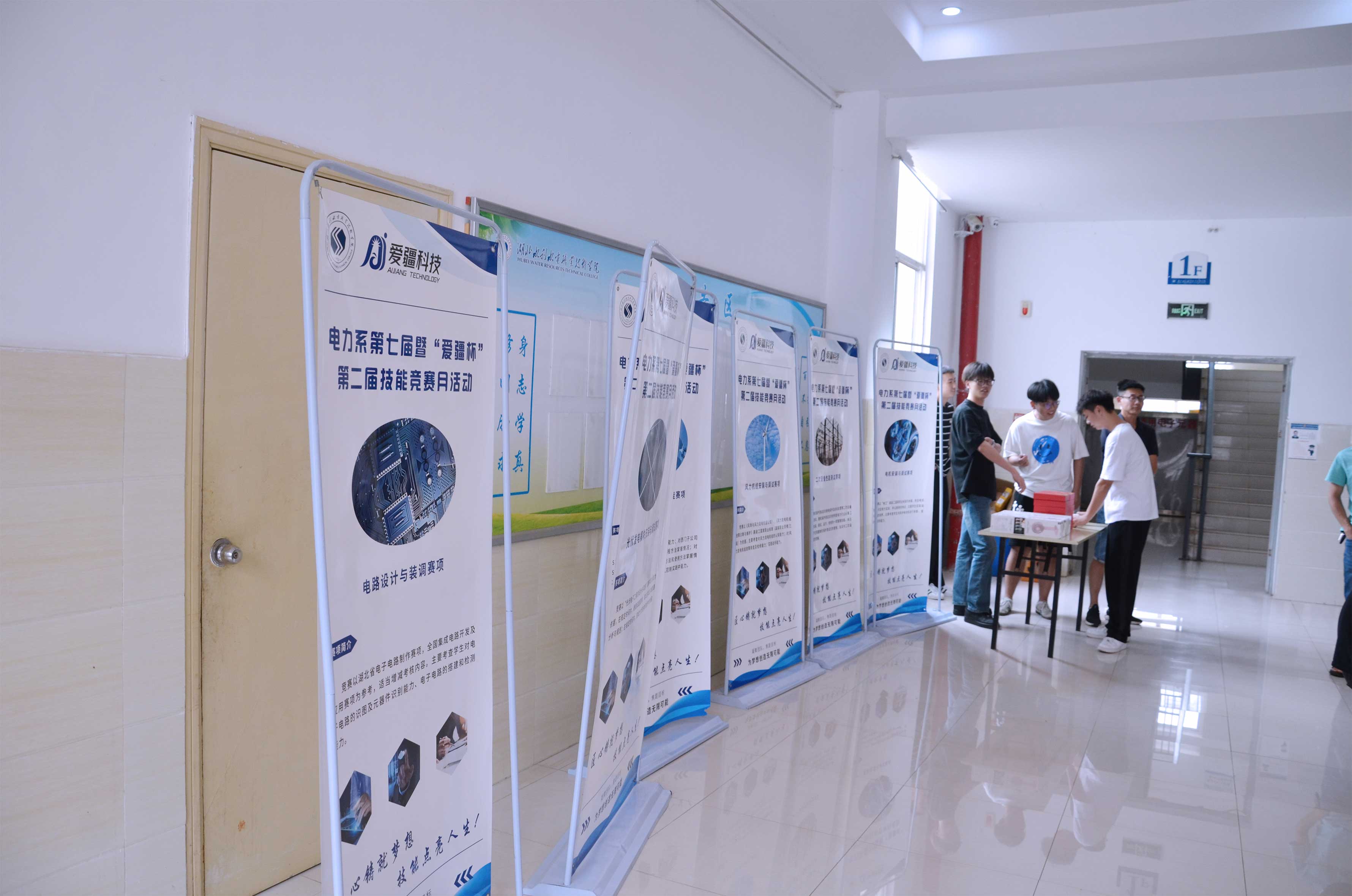 1686900529973117.jpg 1686900529973117.jpg